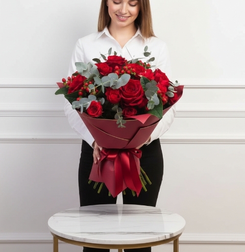 Crimson Luxe Bouquet